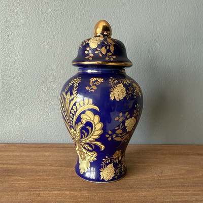 Royal Porzellan Bavaria KPM Handarbeit ginger jar/urn porcelain 24K gold gilt 
