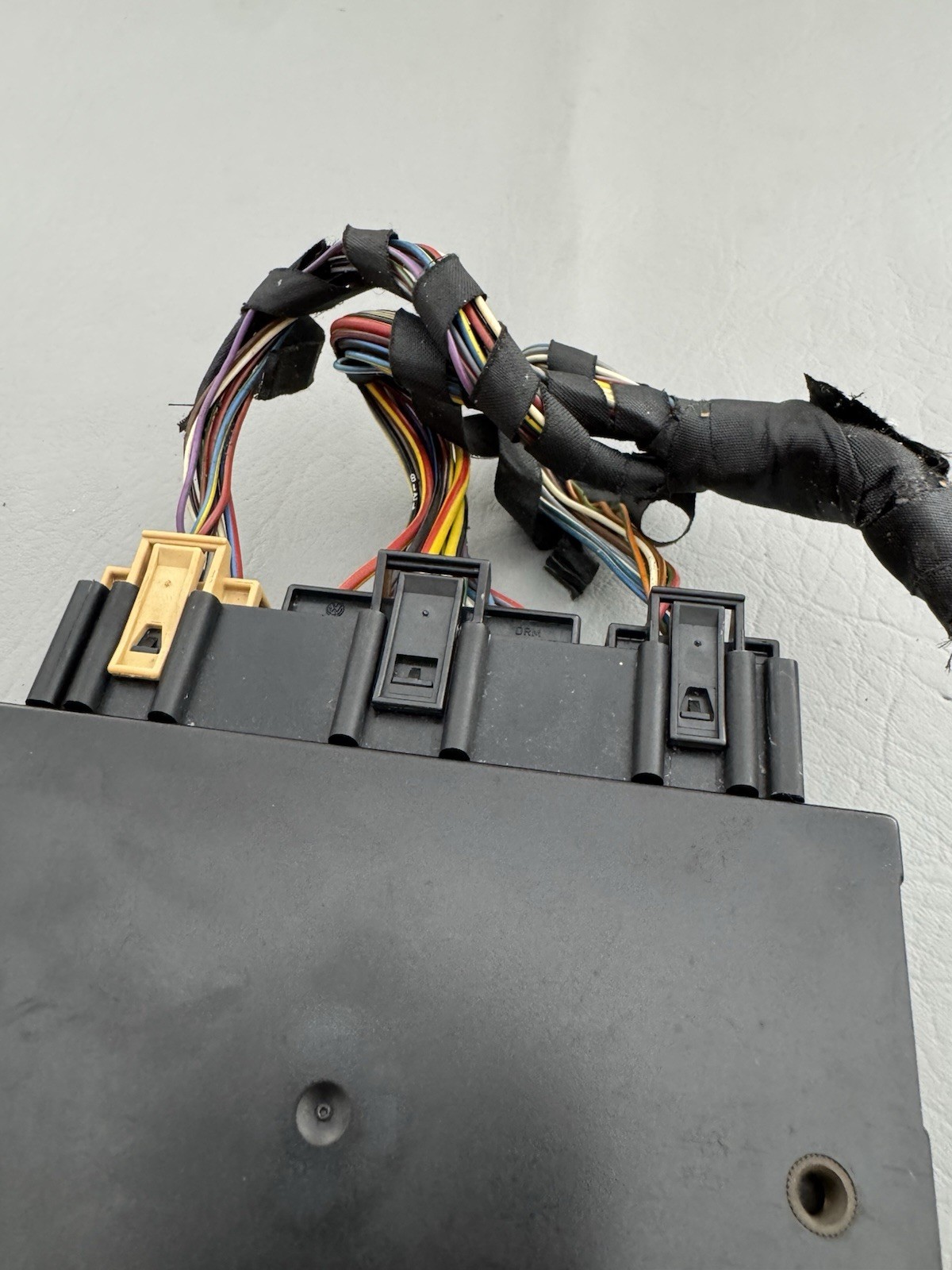 04-13 BENTLEY CONTINENTAL FLYING SPUR COMFORT COMPUTER CONTROL MODULE BCM OEM