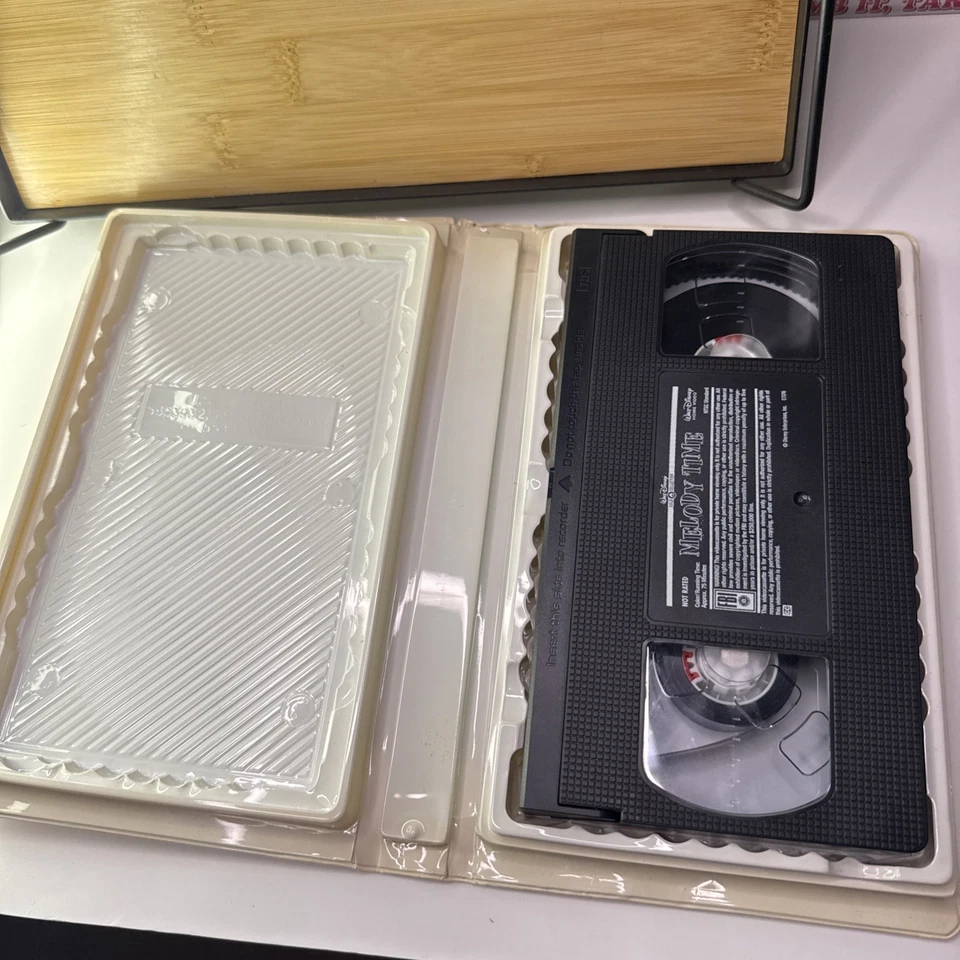 Melody Time VHS Disney Gold Collection Clamshell Donald Duck Mickey Mouse OOP - Image 4 of 4