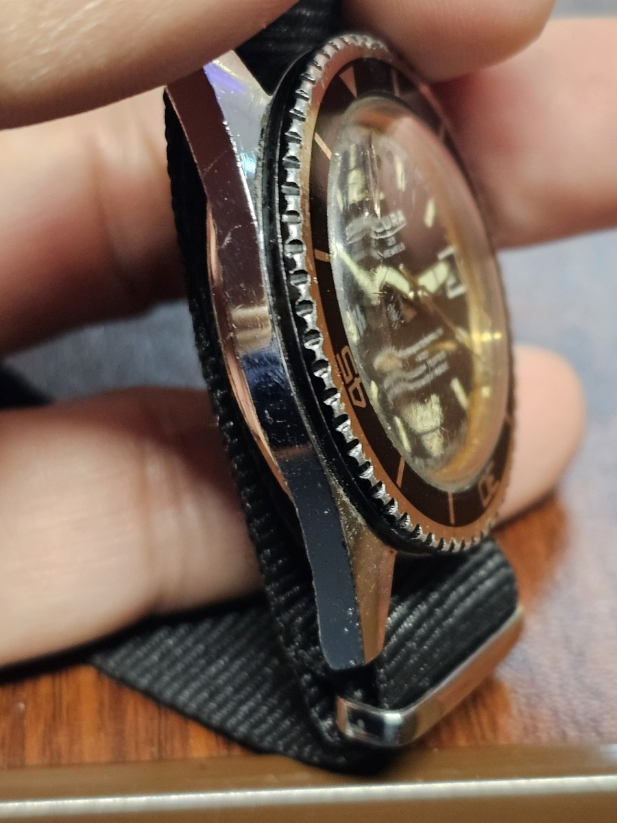 Vintage Sicura Submarine 23 Jewels Watch-Super Waterproof 400