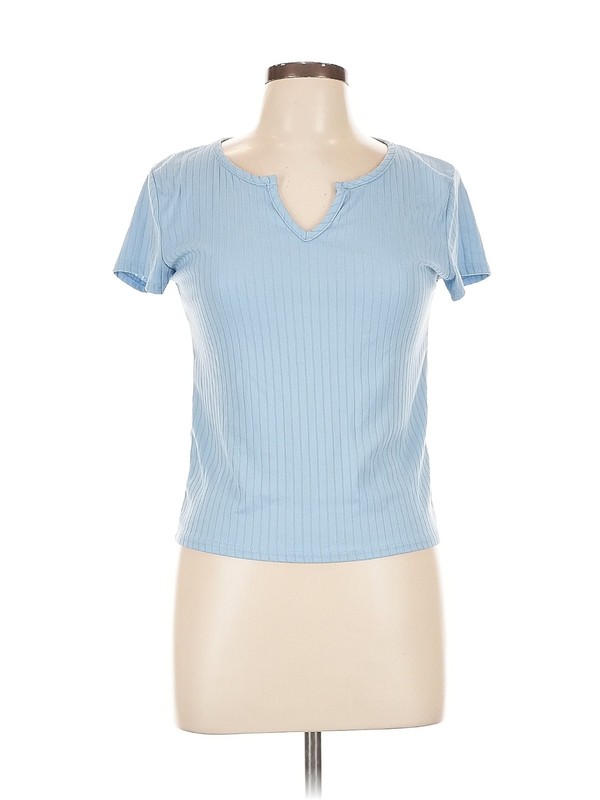YMI Collections blue ribbed V neck top size small