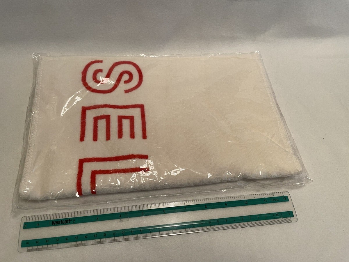 K-POP・アジア BTS WORLD TOUR LOVE YOURSELF TOWEL BTS World Tour, Love Yourself Tour Merch, Towel | eBay
