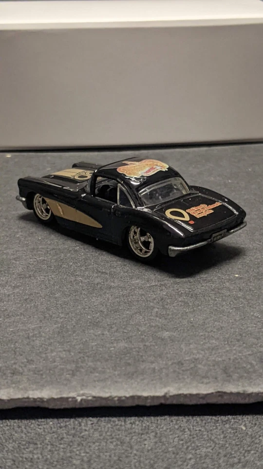 '18 Hot Wheels Nationals Dallas 62 Chevy Corvette Charity Car Signed AUTO 19/450 - Image 3 of 4