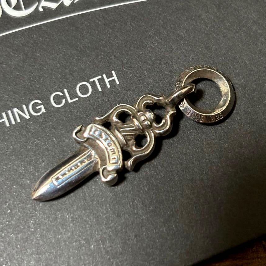 Chrome Hearts SV925 #5 Dagger Charm Pendant New | eBay Chrome Hearts SV925 #5 Dagger Charm Pendant New | eBay