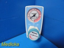 Precision Medical Model PM3300 Series Intermittent Vacuum Regulator ~ 33272