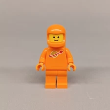 New LEGO Orange Classic Spaceman (5 Pieces) - Minifigure Visual History Book