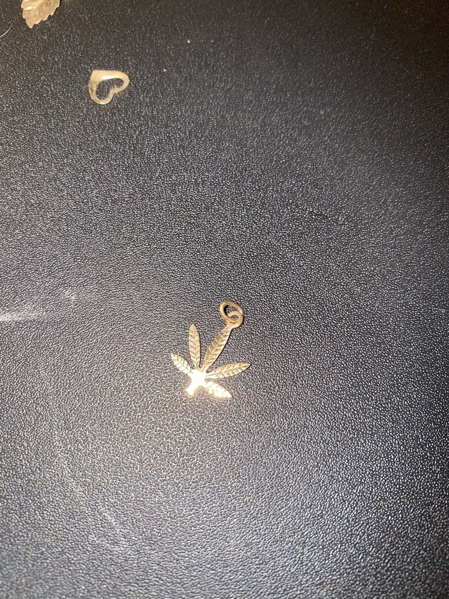 14k Pot Leaf View 4