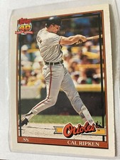 Chipper Jones topps 40 years of baseball card 150 mint condition