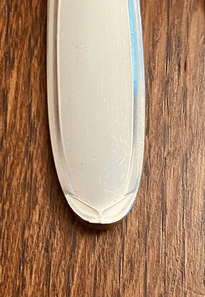 Tenedores de cena Zwilling JA Henckels HEN 103 satinado 18/10 borde biselado 3 8 1/4" Foto 4 de 4