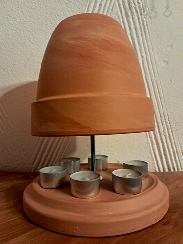 XL großer Teelichtofen 3 wandig Teelichtheizung Tischofen Kerzenofen Terracotta - Bild 1 von 5