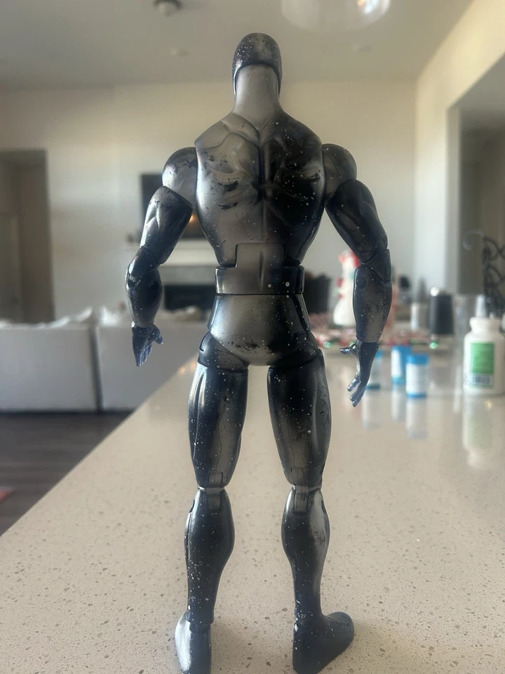 孩之宝漫威传奇图标系列银色冲浪者 12 英寸人偶 2006 — 第 3/4 张图片