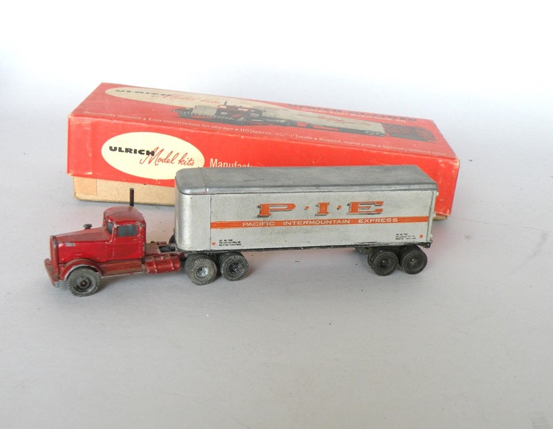 HO gauge Ulrich vintage Kenworth Fruehauf P I E semi trailer