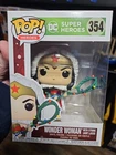 Funko Pop! Vinyl: DC Universe - Wonder Woman with String Light Lasso #354