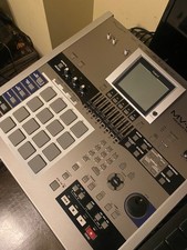 Roland MV-8000 Production Studio Sampler MIDI Sequencer Workstation