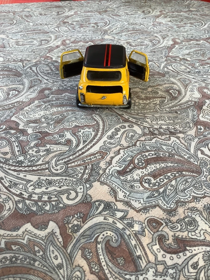 MINI MORRIS COOPER      Modellino Auto - Immagine 4 di 4