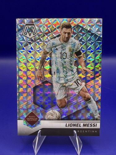2021-22 Lionel Messi Silver Mosaic Prizm Refractor #10 World Cup (Argentina)