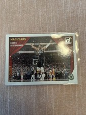 2021-22 Panini Donruss - Magicians Giannis Antetokounmpo #1