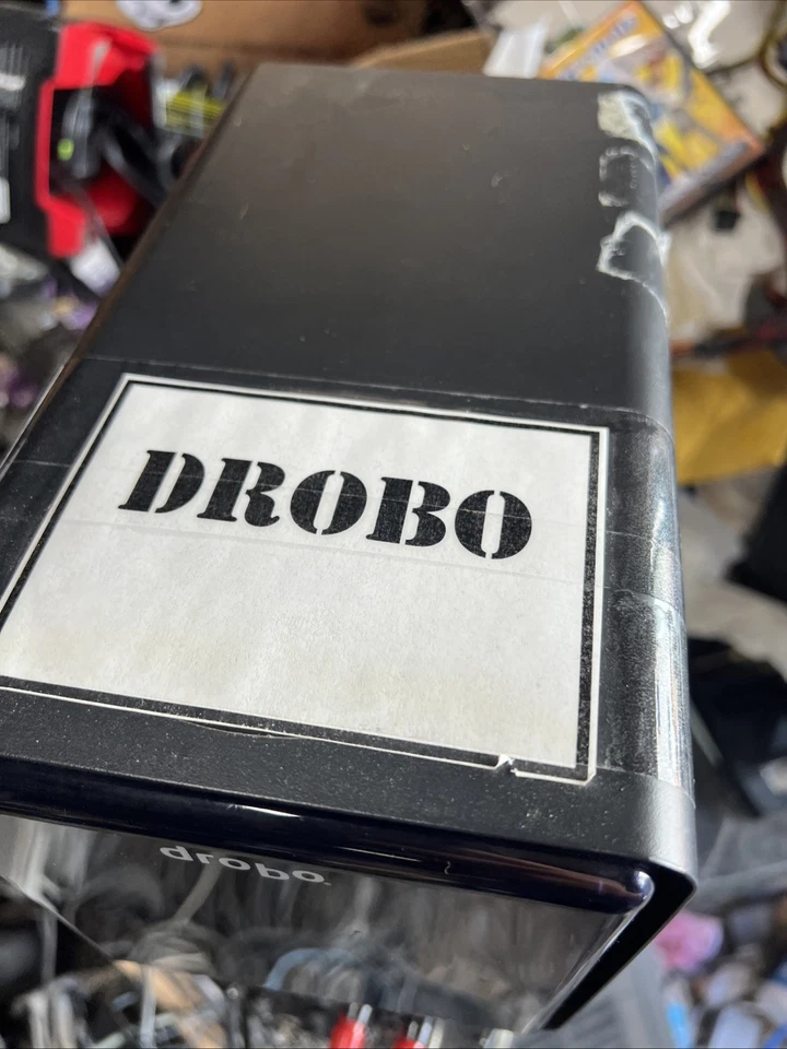 Data Robotics DROBO DRDR3-A matriz de almacenamiento externo de 5 bahías sin discos duros sin probar Foto 4 de 4
