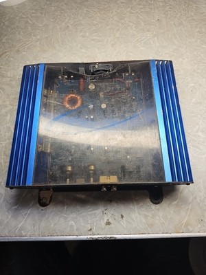 VR3 Sound 300 Watts 1 Channel Amplifier Audio 4 OHM Subwoofer - Not Tested
