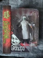2013 The Munsters Hotrod Grandpa Action Figure Diamond Select**