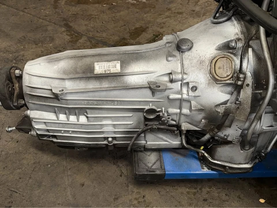 Mercedes-Benz Clase C C300 2008 2009 transmisión 3,0 L tracción trasera 110 k millas 2042703100 Foto 3 de 4