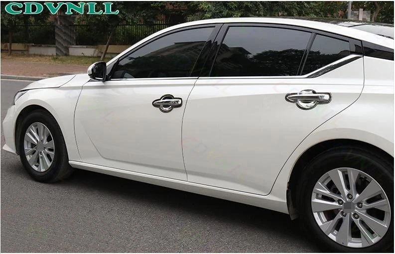 Cubierta de marco de tazón de puerta lateral exterior de acero plateado para Nissan Altima/Teana 19-2021 Foto 3 de 4