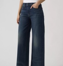 NWT Levi  s Premium 728 High Rise Wide Leg Jeans Women  s Size 31x24 Blue Raw Hem