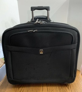 international flight luggage