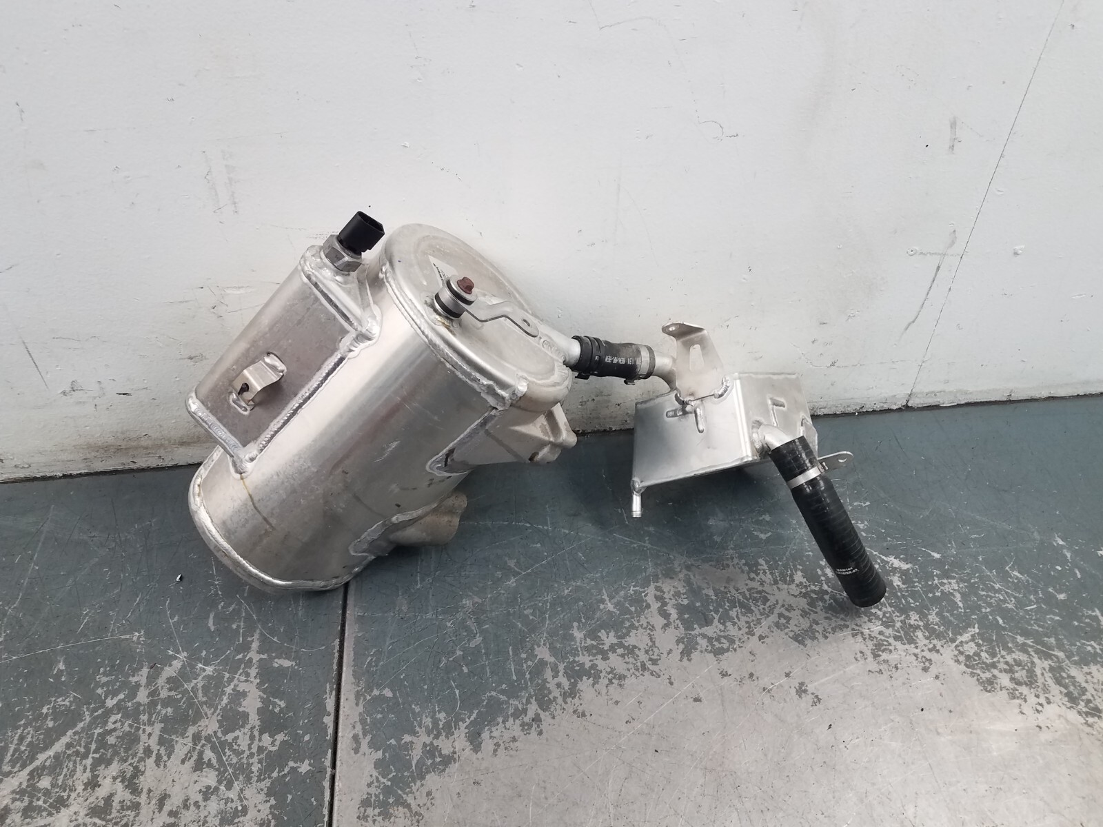 2021 McLaren 765LT Engine Oil Tank / Reservoir  #5537 C7