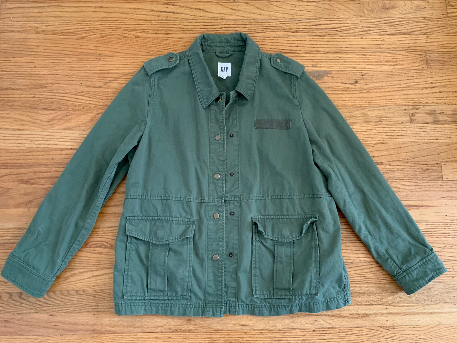 GAP Womens sz L Green Military Square 