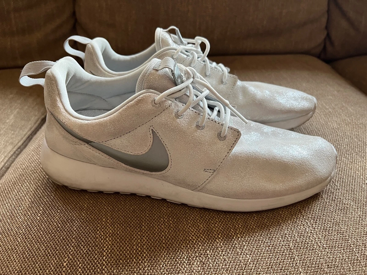 Symptomer omfattende udløb Nike Womens Roshe One PRM Metallic Silver Suede Glitter Running Sneaker  Shoes 11 | eBay