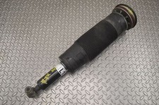 Mercedes S63 AMG Stoßdämpfer Vorne Links A2213204313 W221 2013 25033436 Mercedes S63 AMG Stoßdämpfer Vorne Links A2213204313 W221 2013 25033436