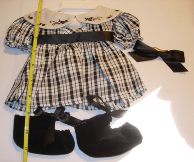 bear clothes VANDERBEAR  PORTRAIT IN BLACK & WHITE OUTFIT dress bow shoes 5234
