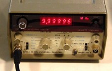 Vintage HP8300A + HP8302A 10M-50M counter/frequency meter system