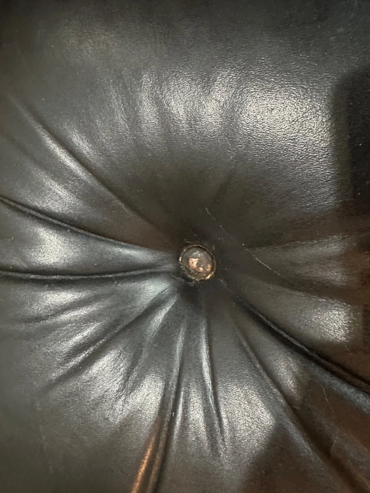 AUTÉNTICO SILLÓN Y OTOMANA HERMAN MILLER CHARLES EAMES CIRCA 1968 Foto 4 de 4