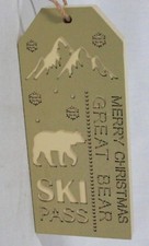 RARE MERRY CHRISTMAS GREAT BEAR WOODEN SKI LIFT PASS ORNAMENT DECORATION NEW