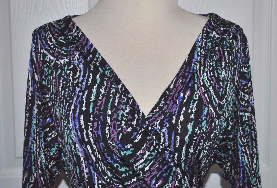 XOXO Multi-color SILKY STRETCH JERSEY FAUX WRAP DRESS Small  - Image 2 of 4