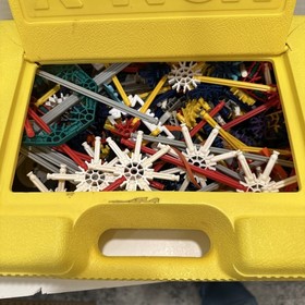 VTG K'NEX Knex Building Set Toys Yellow Box Case With Pieces Approx 4 Lbs 1993