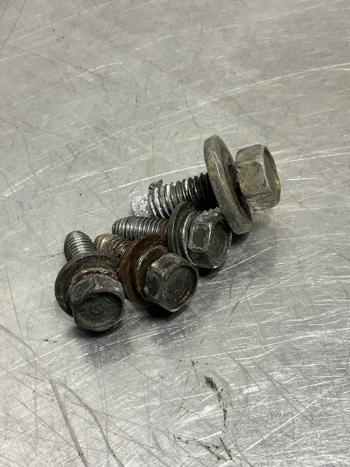 Pernos de montaje de asiento delantero Acura Integra 1990-1993 herrajes de montaje Foto 3 de 3