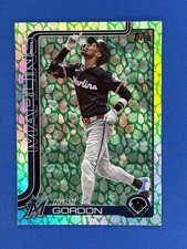 2025 Topps Series 1 #57 Nick Gordon Holiday Refractor Marlins