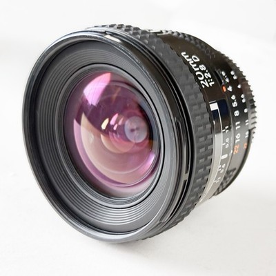 Nikon Nikkor AF 20mm f2.8 D Lens Excellent Front & Rear Caps