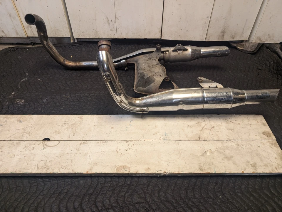 Kawasaki VN750 1989 Vulcan K14363) cromo escape cabezales silenciadores tubo montaje Foto 2 de 4