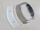 PAMPERED CHEF 1063 STAINLESS CRINKLE CUTTER-FREE SHIPPING IN THE USA — photo 1