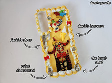 Preços baixos em Five Nights at Freddy's Celular Estojos, capas e