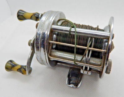 Moulinet de pêche à appâts vintage 550 modèle G South Bend Moulinet de pêche à appâts vintage 550 modèle G South Bend