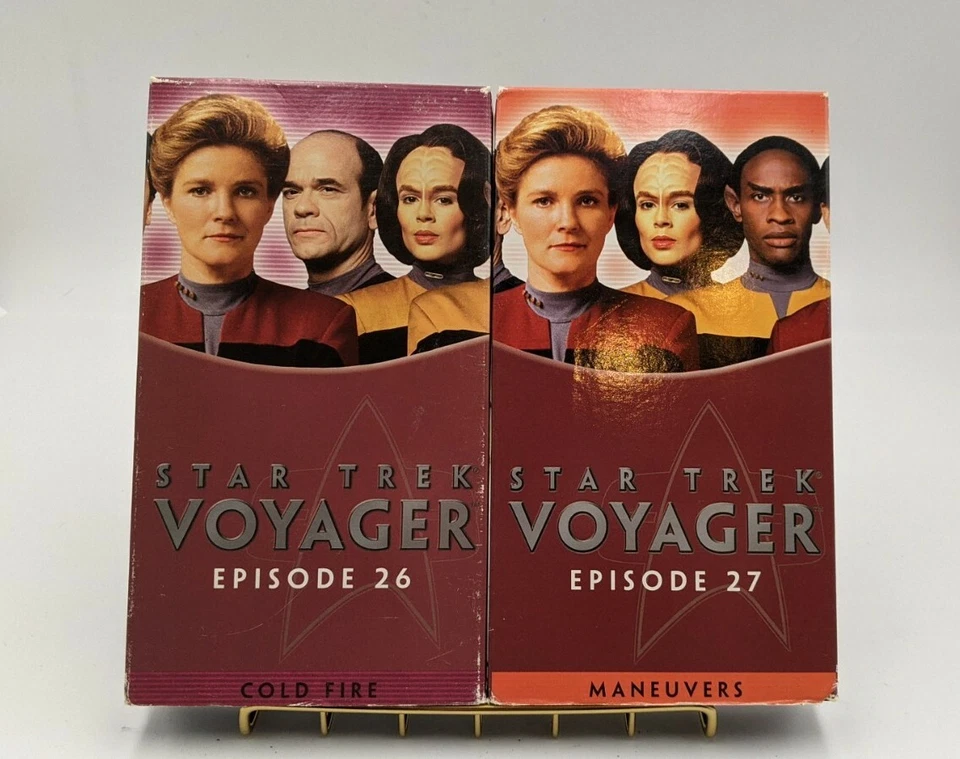 Star Trek Voyager 2 VHS Episodes 26, 27 Cold Fire • Maneuvers Blue Colored Tape - Imagem 2 de 4