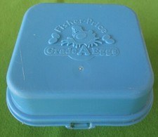 VINTAGE FISHER PRICE FUN WITH FOOD EMPTY BLUE PLASTIC EGG  BACON CARTON - 1987