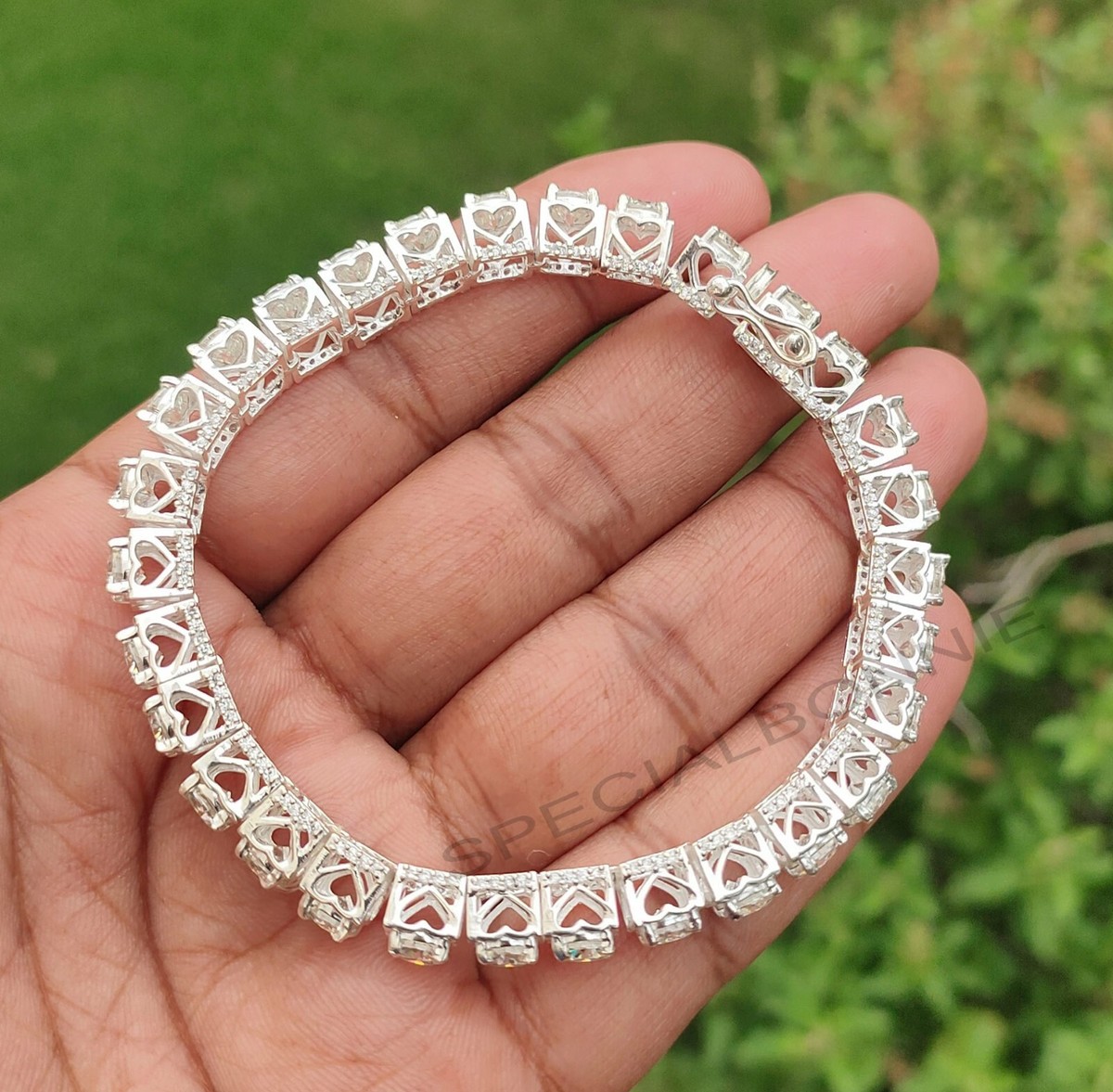 RARE 16.00 Ct Designer 5 mm White Diamond Tennis Bracelet-Heart