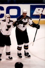 PF53 2001 Orig Photo ST LOUIS BLUES NHL ICE HOCKEY PAVOL DEMITRA CHRIS PRONGER