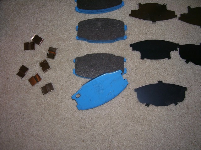 NEW MITSUBISHI FUSO TRUCK OEM BRAKE PAD KIT FE639 FE649 MC894601 NEW MITSUBISHI FUSO TRUCK OEM BRAKE PAD KIT FE639 FE649 MC894601